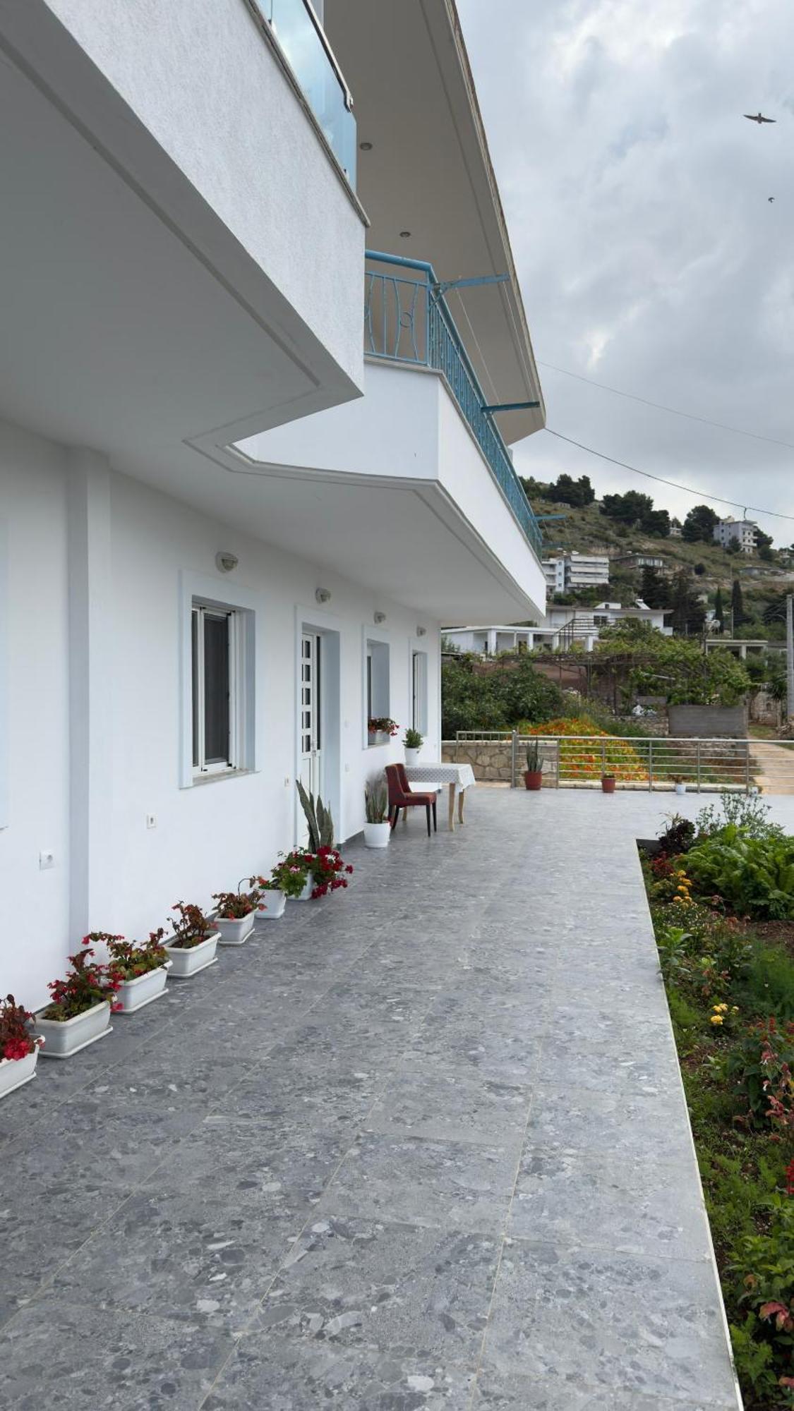 Apartaments Rraku Sarandë Exterior foto